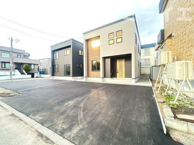 【新築戸建】札幌市手稲区新発寒5条7丁目2棟の駐車場
