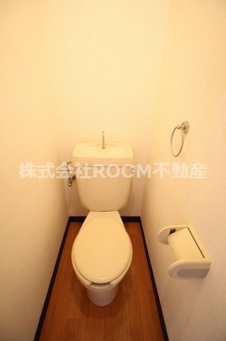 メイプルコート一万城のトイレ|落ち着いたトイレです