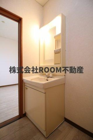 リバーサイド自由ヶ丘の独立洗面台|独立洗面台で身支度をすべて済ませてしまいましょう