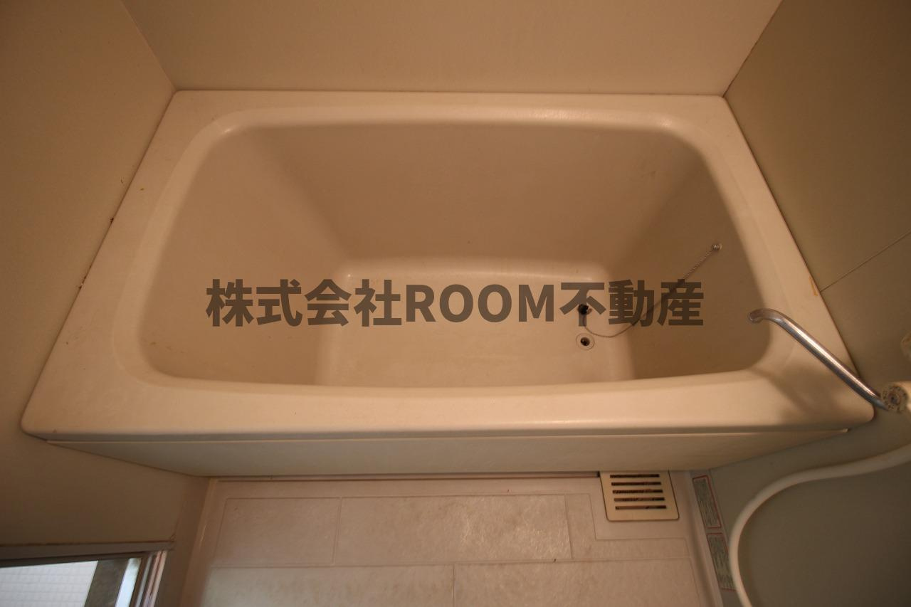 エクセレントハイツの浴室|落ち着いた空間のお風呂です