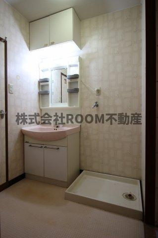エクセレントハイツの洗面所|忙しい朝には欠かせない洗面所です