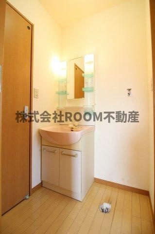 ラパン郡元の洗面所|忙しい朝には欠かせない洗面所です