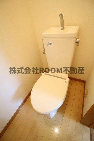ラパン郡元のトイレ|ゆったりとした空間のトイレです