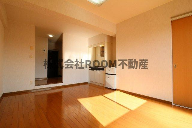 イーストウッドマンションの寝室|落ち着いて過ごせるお部屋なので、寝室にいかがでしょうか