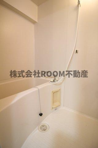 イーストウッドマンションの浴室|日々の疲れを癒すお風呂付です