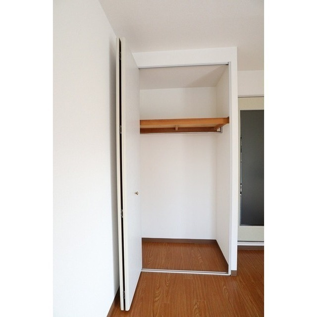 ライオンズマンション府中桜通りの収納|※別号室参考写真です