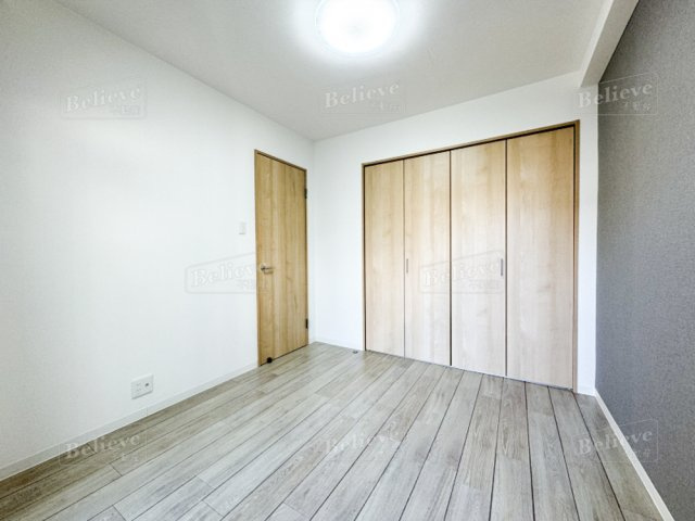 アザレアハイツ蒲池の寝室|クローゼット付の寝室です☆