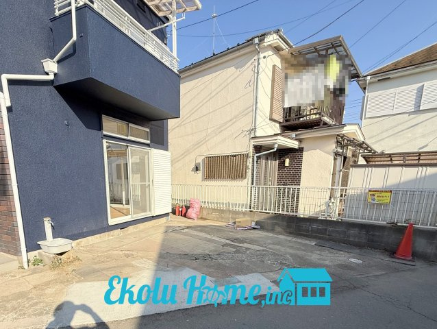 八王子市諏訪町の駐車場