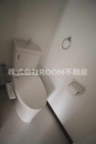 Advanceのトイレ|落ち着いた色調のトイレです