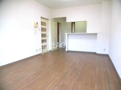 【居間・リビング】 | メゾン・ド・ルミエールⅣ