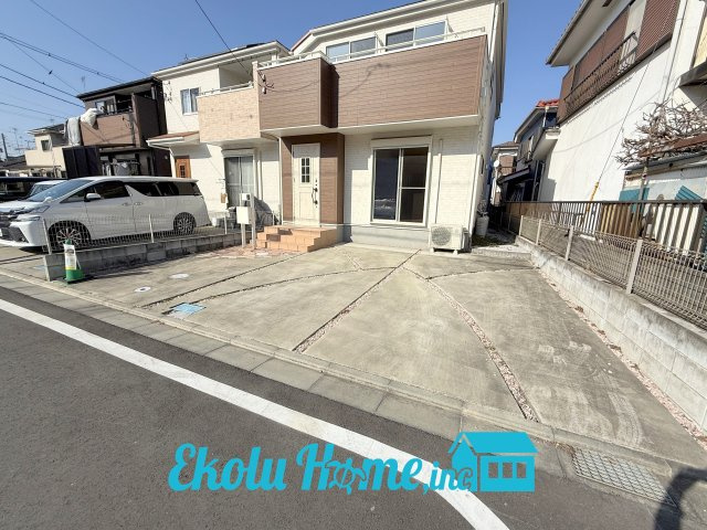 中古戸建　八王子市川口町の駐車場|駐車場があります