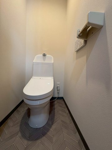 蒲生四丁目　貸家のトイレ