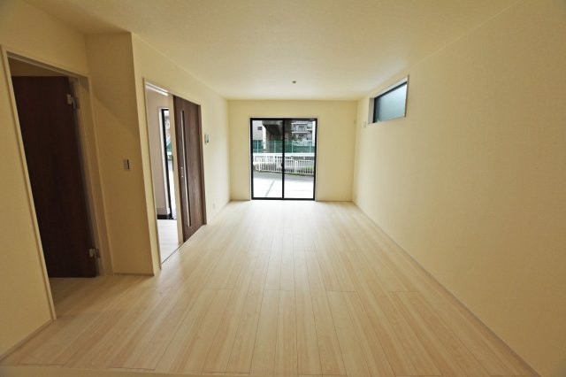 リーブルガーデン尼崎市常松1丁目新築一戸建て全4区画│3LDK＋駐車2台可の前面道路含む現地写真|南側前面道路：幅員4ｍ