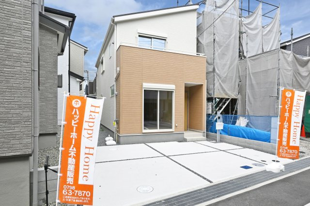 リーブルガーデン尼崎市常松1丁目新築一戸建て全4区画│2SLDK＋駐車2台可