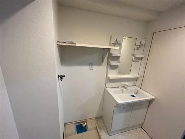 コンフォラス千石の洗面所