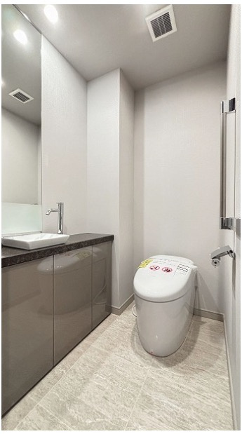 ★仲介手数料無料★OSAKI WEST CITY TOWERS　E棟（大崎駅西口ペデストリアンデッキ直結）のトイレ