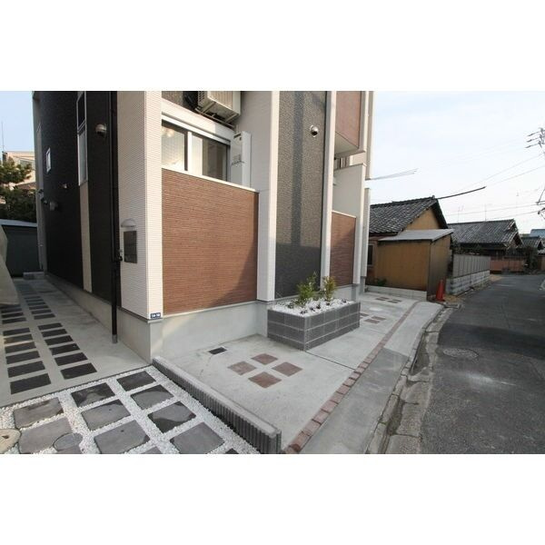 K’s Garden 栄生　名古屋市賃貸　仲介手数料無料のエントランス