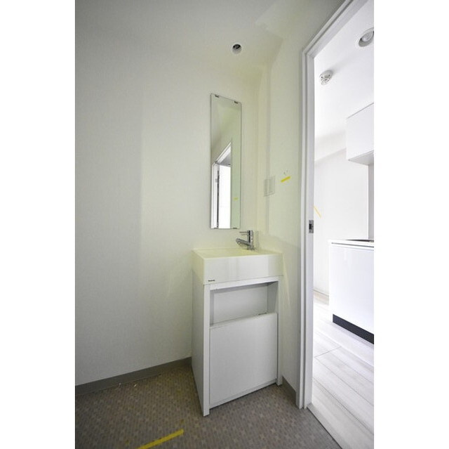 Log都庁前の内装