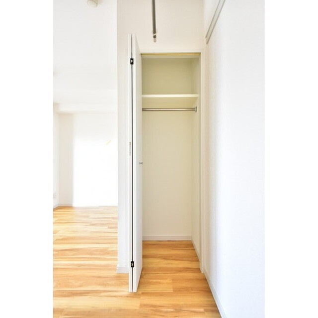 Log都庁前の内装