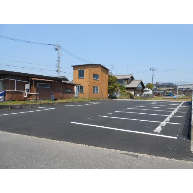 岐阜市今嶺３丁目の駐車場
