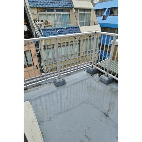 Ｋａｌｅｎ　ｌｕｃｅのバルコニー