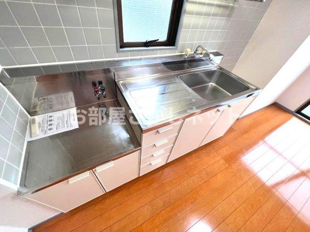 マウンパティ【おとり物件なし】#学生・社会人にオススメ！初期費用分割払いOK！のキッチン