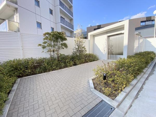 【エントランス】 | リアラス明石西新町