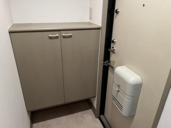 ソレアード上谷　B棟 の玄関