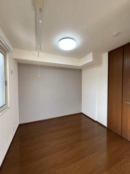 リトルリーフの洋室