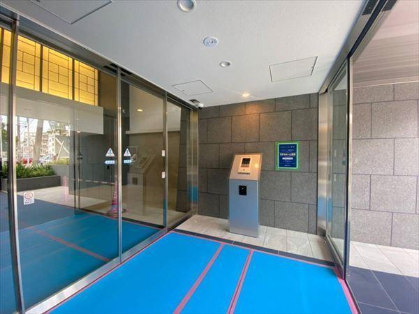 エステムコート和歌山Cityステーションフロントのエントランス