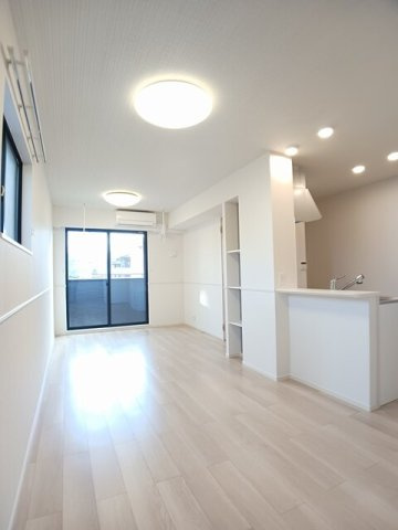 エスポワール氷上の居間・リビング