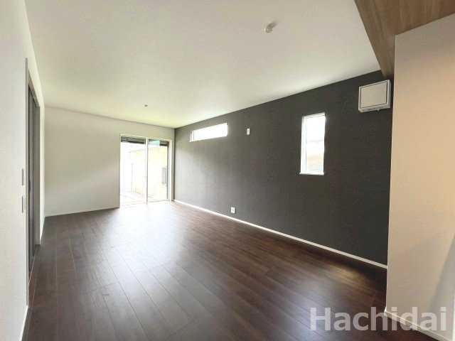 高浜本郷町第1期　新築住宅＜1号棟＞の居間・リビング