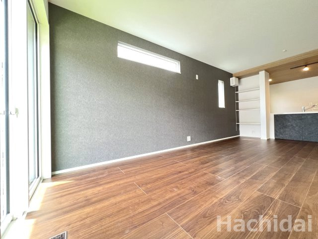 高浜本郷町第1期　新築住宅＜1号棟＞の居間・リビング