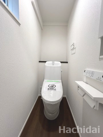 高浜本郷町第1期　新築住宅＜1号棟＞のトイレ