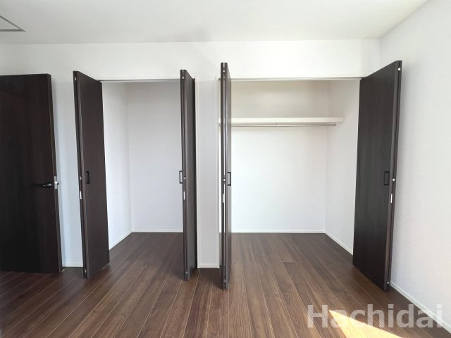 高浜本郷町第1期　新築住宅＜1号棟＞の収納|南側7.5帖洋室クローゼット