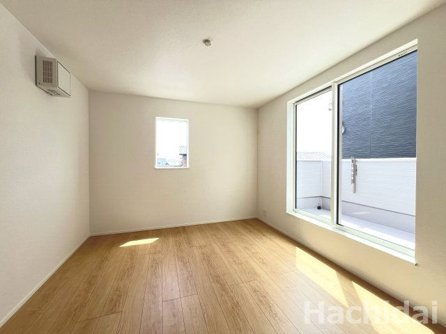 高浜本郷町第1期　新築住宅＜2号棟＞の洋室