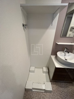 【洗面所】 | MELDIA CREST TAPP NAMBA-WEST | MELDIA CREST TAPP NAMBA-WEST　室内洗濯機置き場