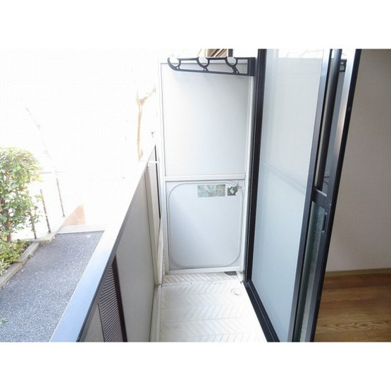 プロムナード中浦和のバルコニー|※別部屋写真