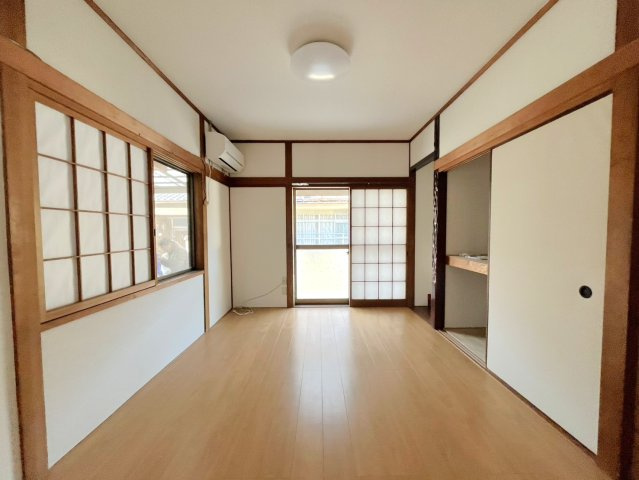 高木邸の居間・リビング