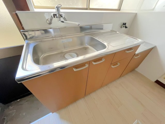 高木邸のキッチン