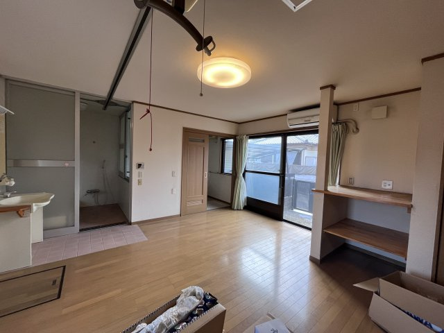 【居間・リビング】の画像