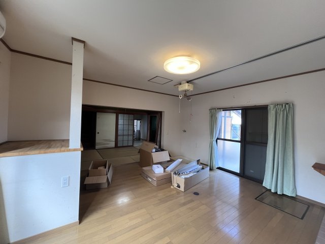 【居間・リビング】の画像