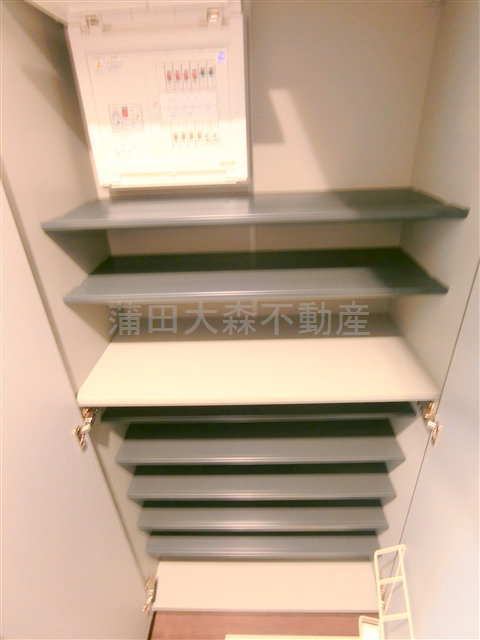 ベルシード蒲田Ⅱの収納|玄関収納　シューズBOX