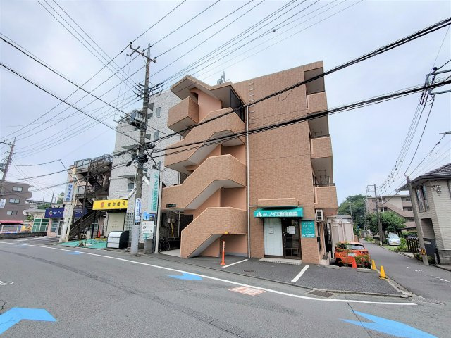 ギャラクシー中浦和のエントランス