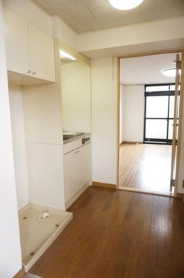 【キッチン】 | プレミール | コンパクトなキッチンで掃除もラクラク