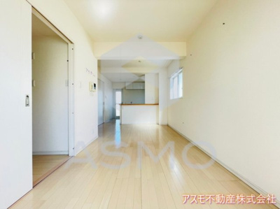 【居間・リビング】 | ベルデパティオ | ※同物件　別間取り　参考写真