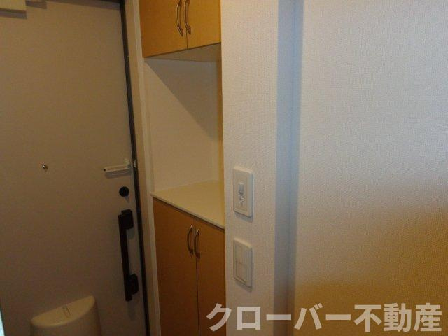 マリアージュの玄関