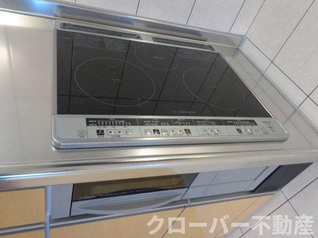 マリアージュのキッチン|３口のＩＨヒーター