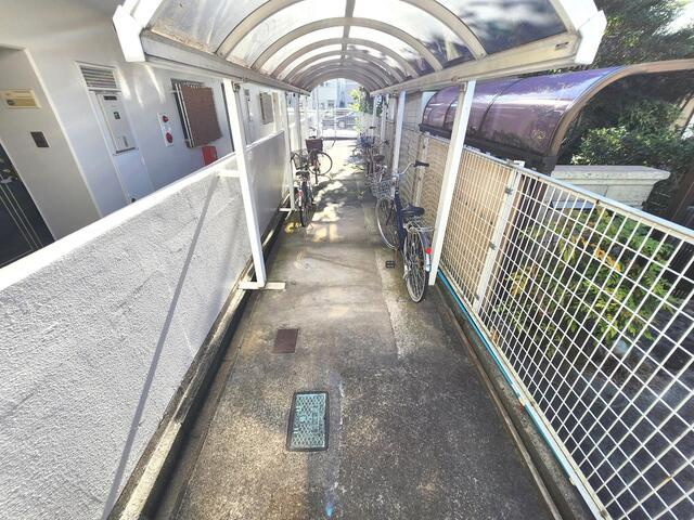 サンヒルズ森田の駐車場| 