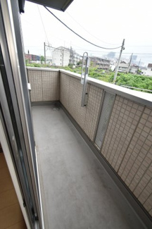 【バルコニー】 | クレストコートＢ